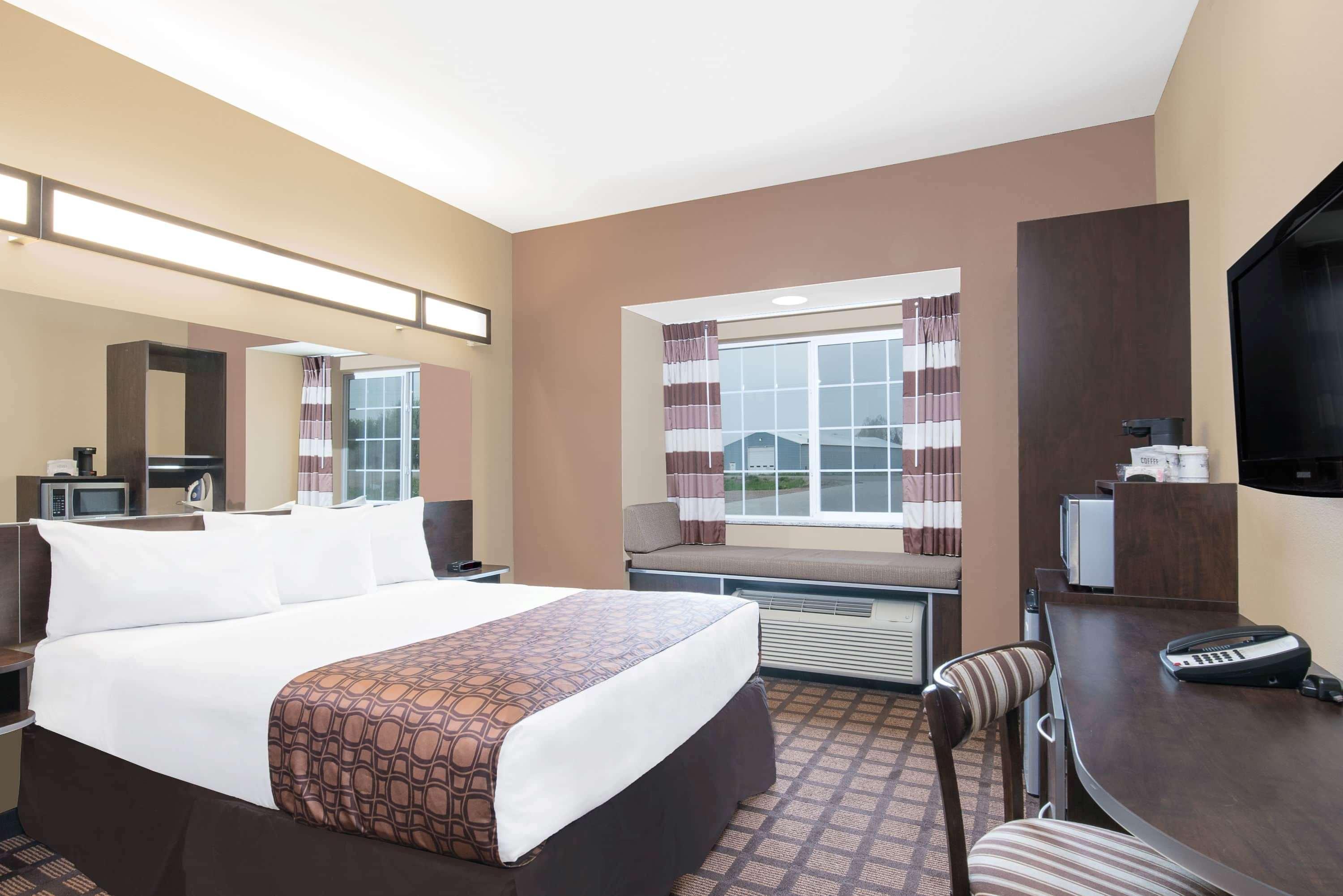 Microtel Inn & Suites Sidney Exterior photo