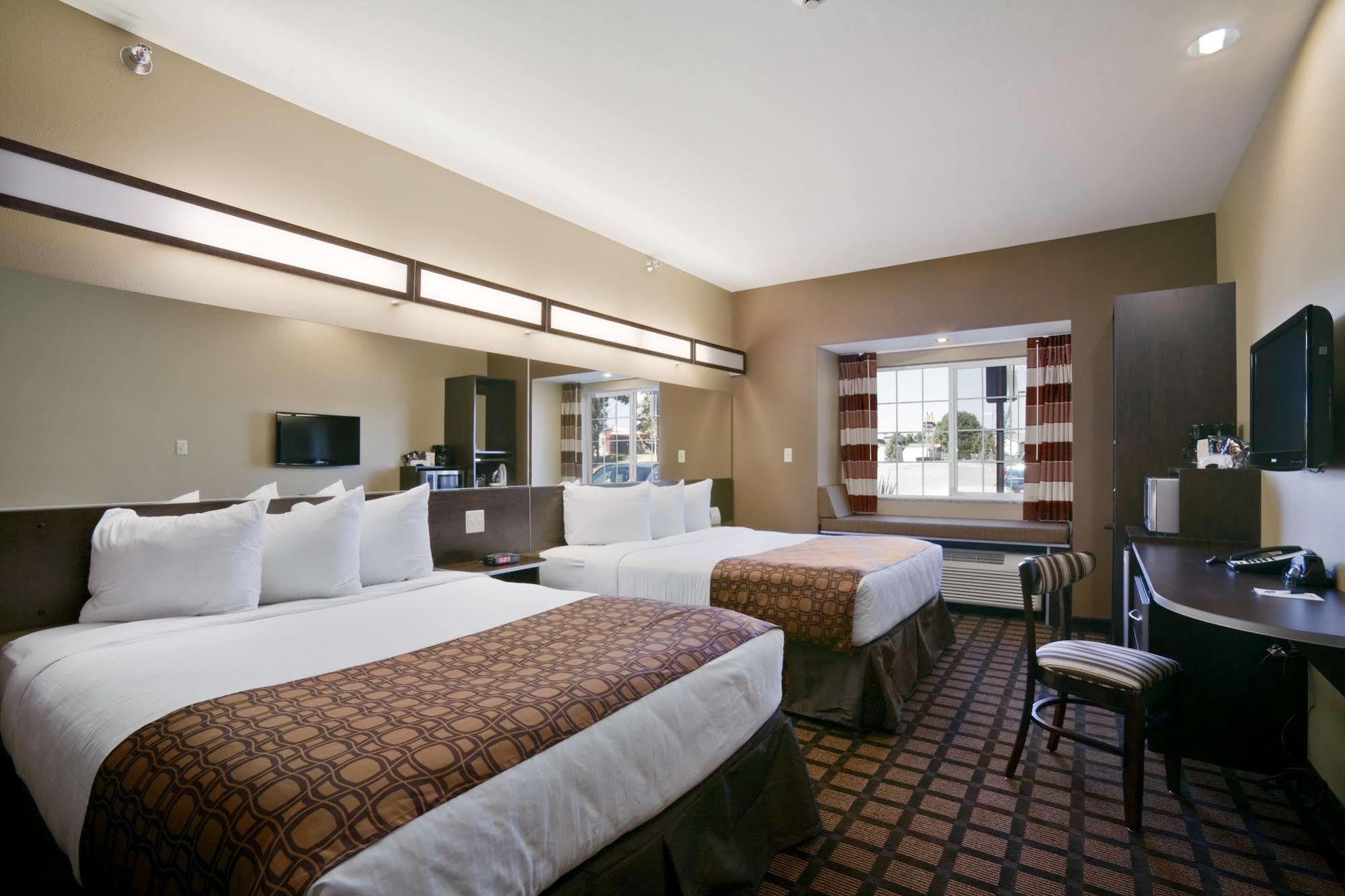 Microtel Inn & Suites Sidney Exterior photo